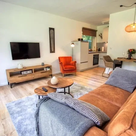 Haus Eichholzweg 18, App 8eich11 Appartement *