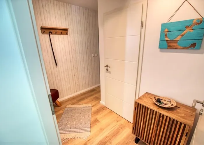 Haus Eichholzweg 18, App 8eich11 *